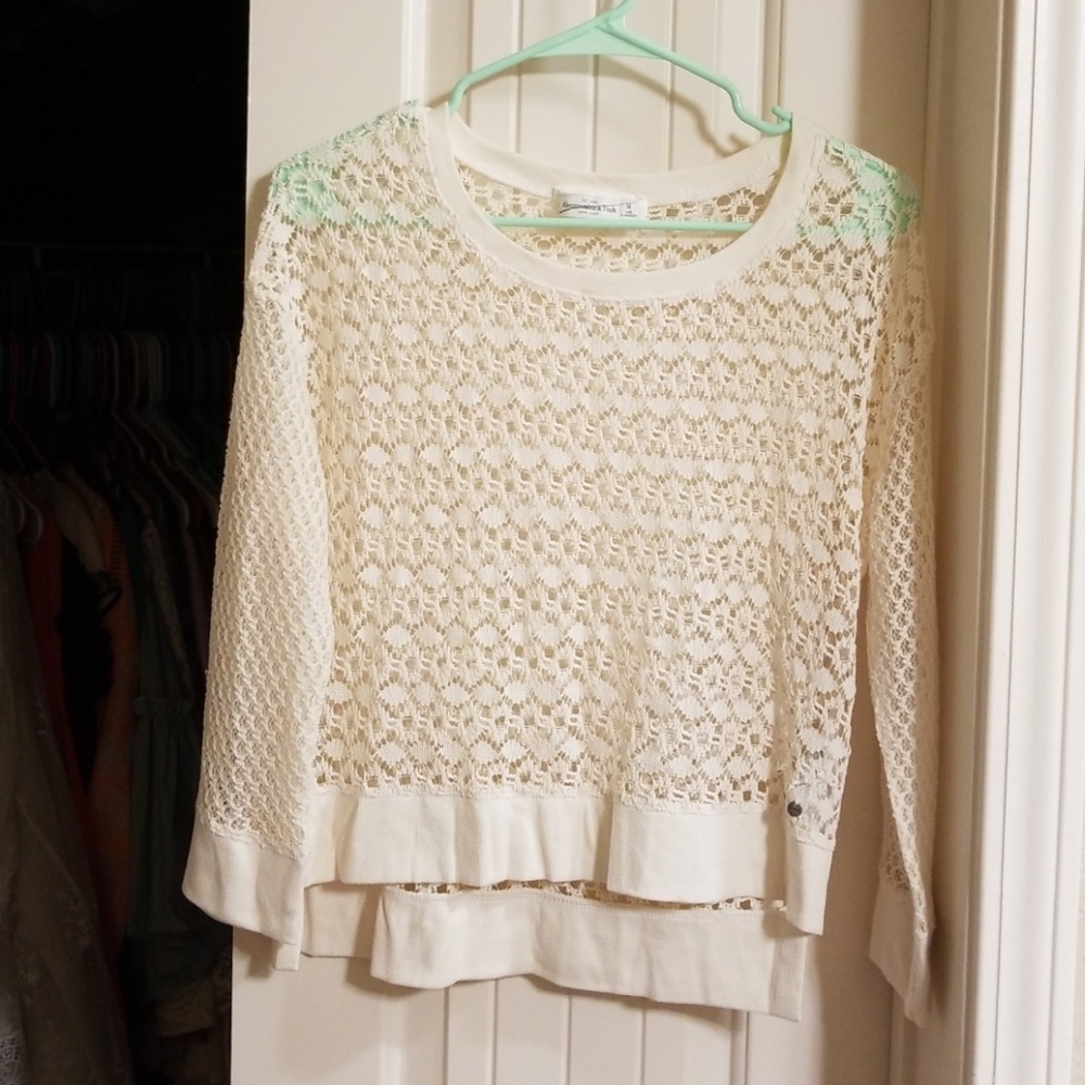 Adorable lace top